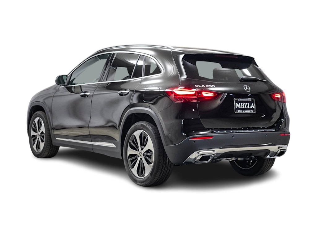 2025 Mercedes-Benz GLA 250 3