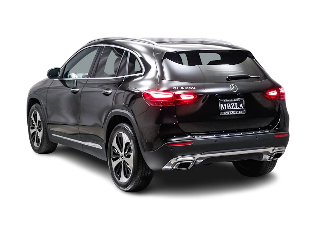 Thumbnail: 2025 Mercedes-Benz GLA - 3