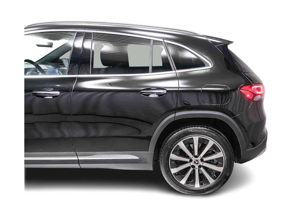 Thumbnail: 2023 Mercedes-Benz GLA - 3