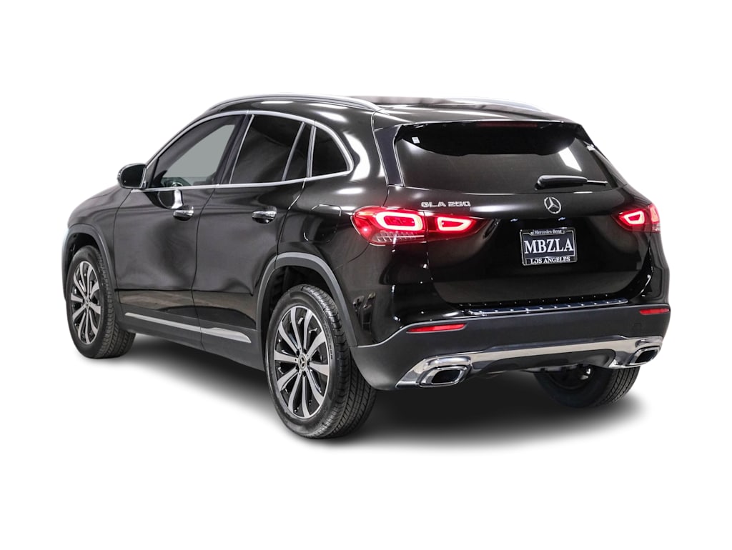 Thumbnail: 2023 Mercedes-Benz GLA - 4