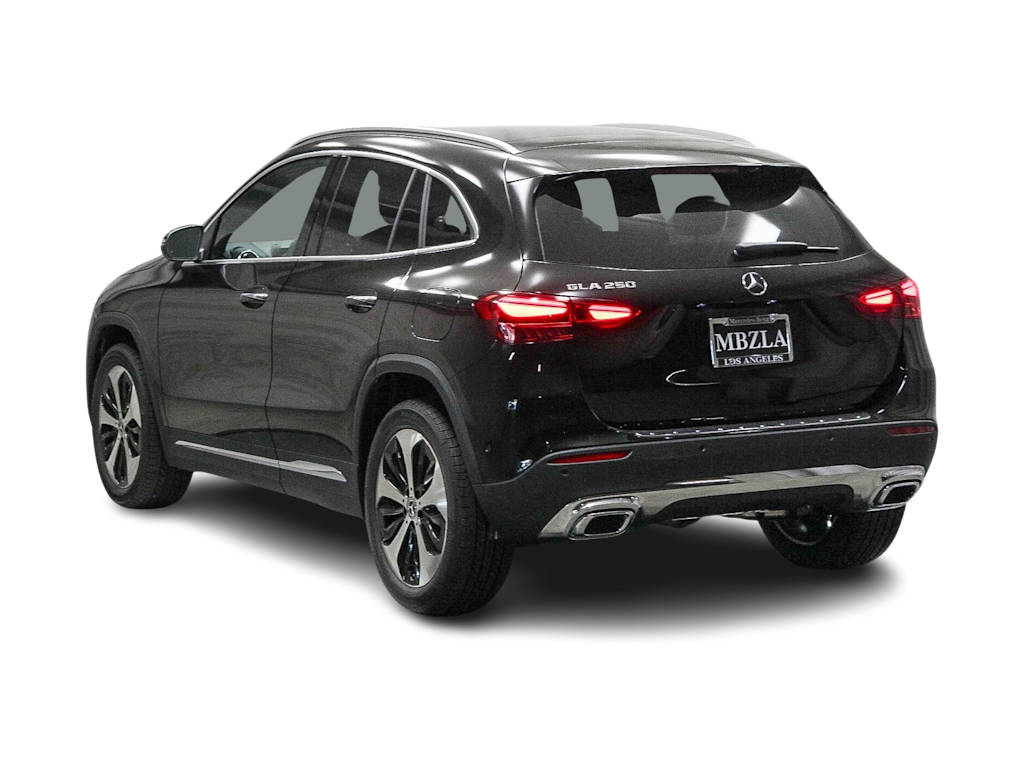 2025 Mercedes-Benz GLA 250 3