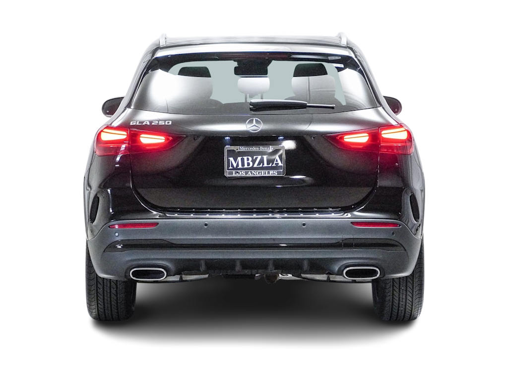 2025 Mercedes-Benz GLA 250 4