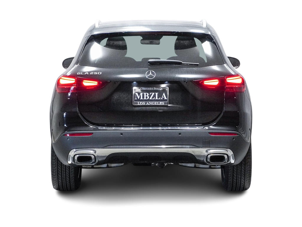 2025 Mercedes-Benz GLA 250 4