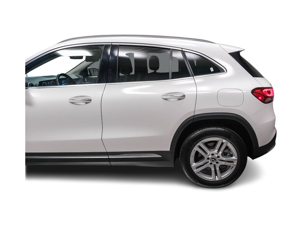 Thumbnail: 2022 Mercedes-Benz GLA - 3