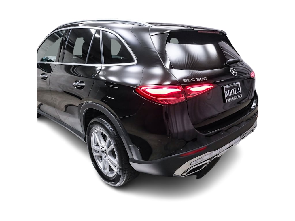 Thumbnail: 2025 Mercedes-Benz GLC - 20