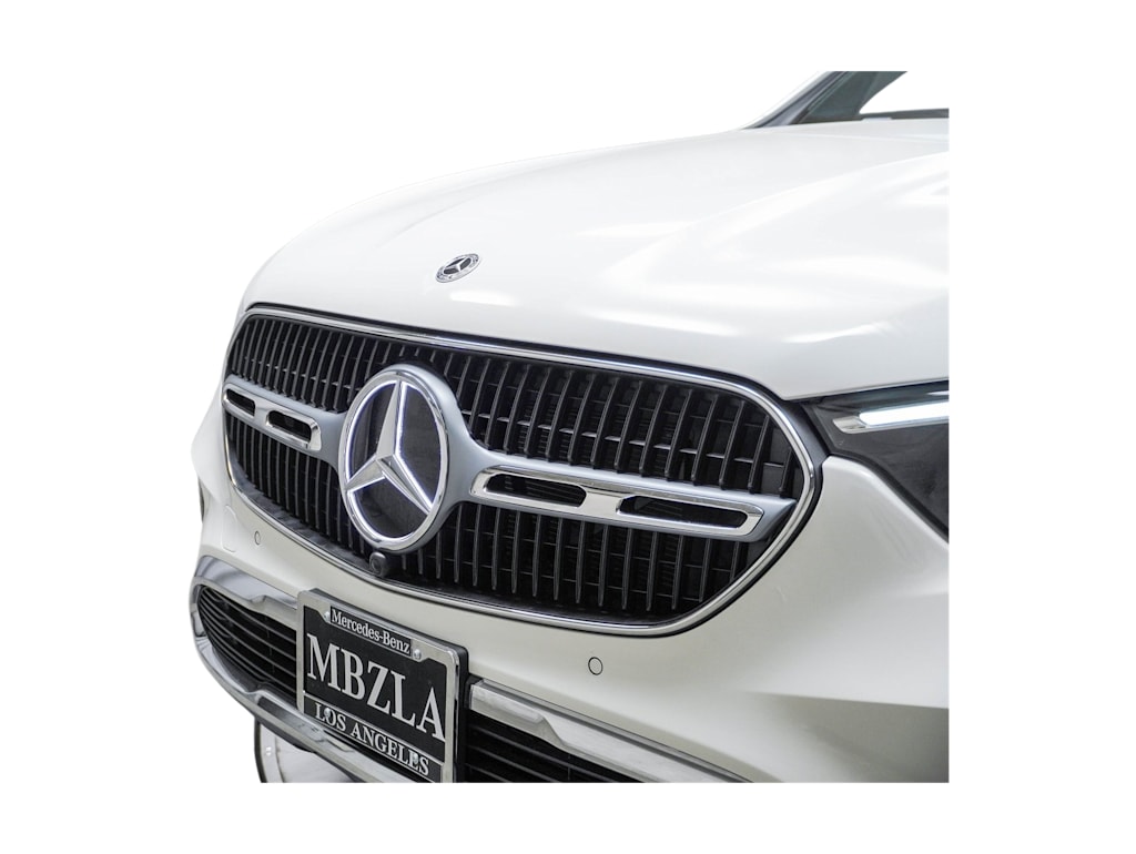 Thumbnail: 2025 Mercedes-Benz GLC - 17