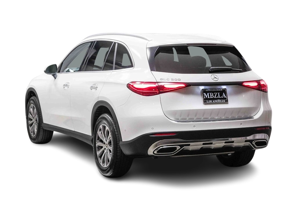 Thumbnail: 2023 Mercedes-Benz GLC - 3