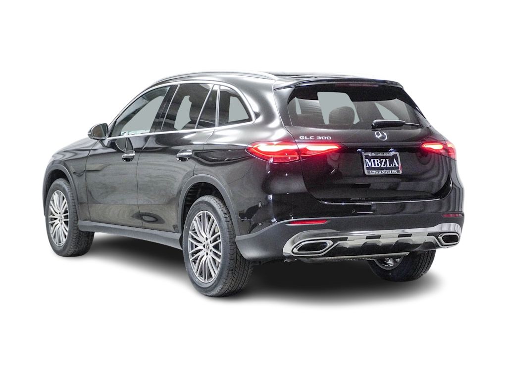 Thumbnail: 2025 Mercedes-Benz GLC - 3