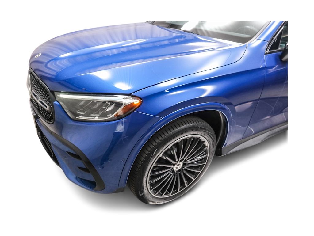 Thumbnail: 2023 Mercedes-Benz GLC - 23