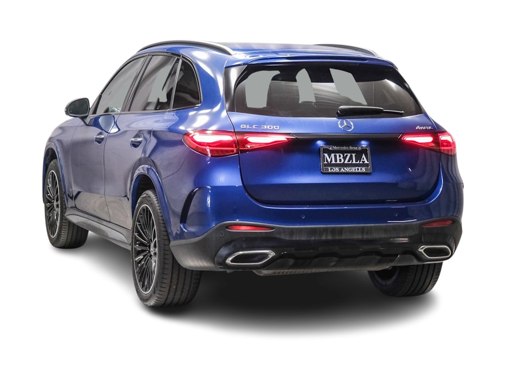 Thumbnail: 2023 Mercedes-Benz GLC - 3