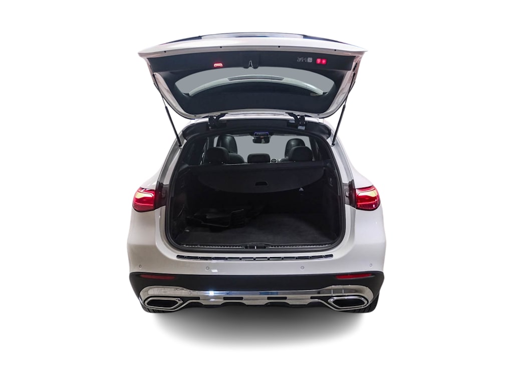 Thumbnail: 2025 Mercedes-Benz GLC - 13