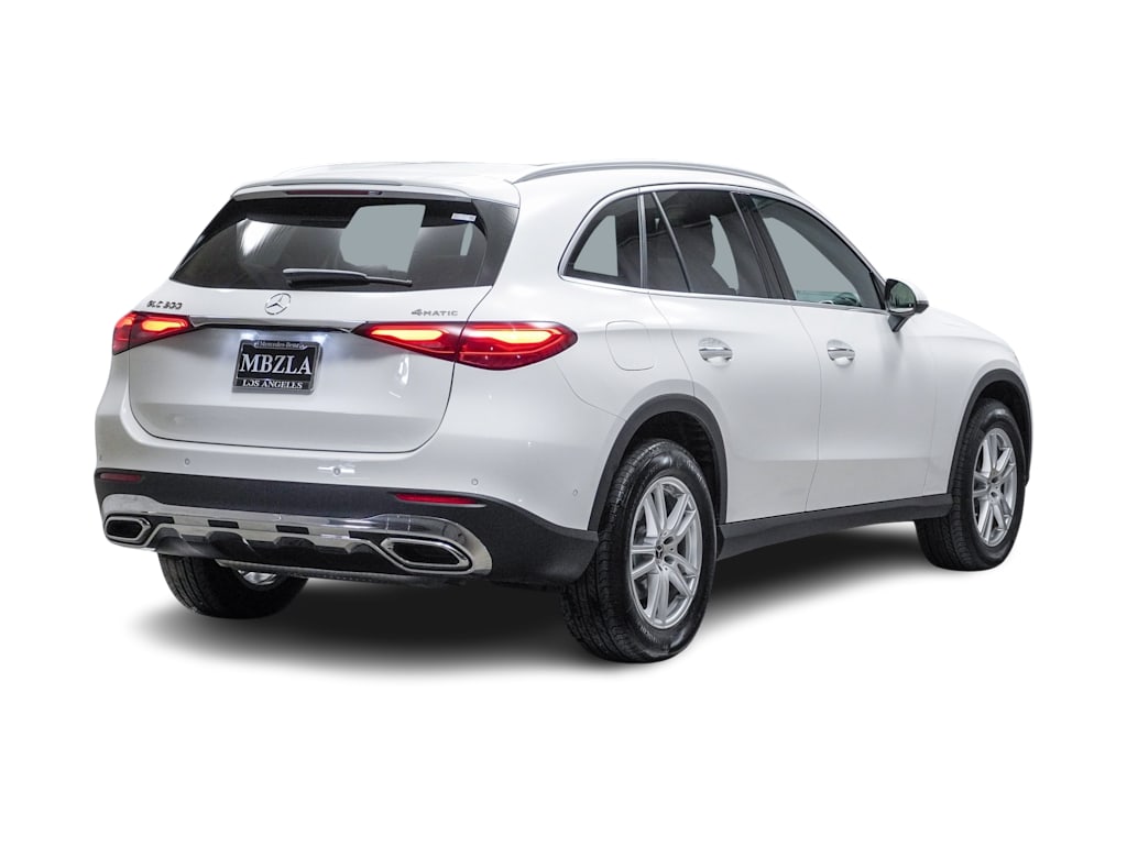 2025 Mercedes-Benz GLC 300 15