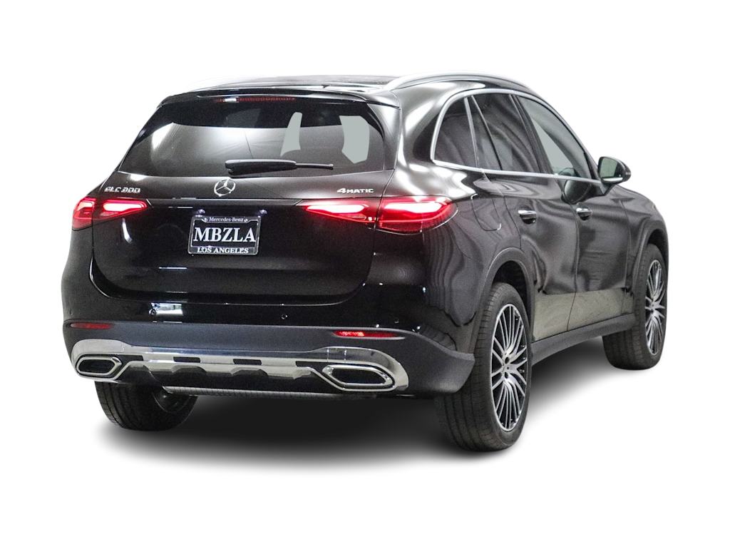 2025 Mercedes-Benz GLC 300 17