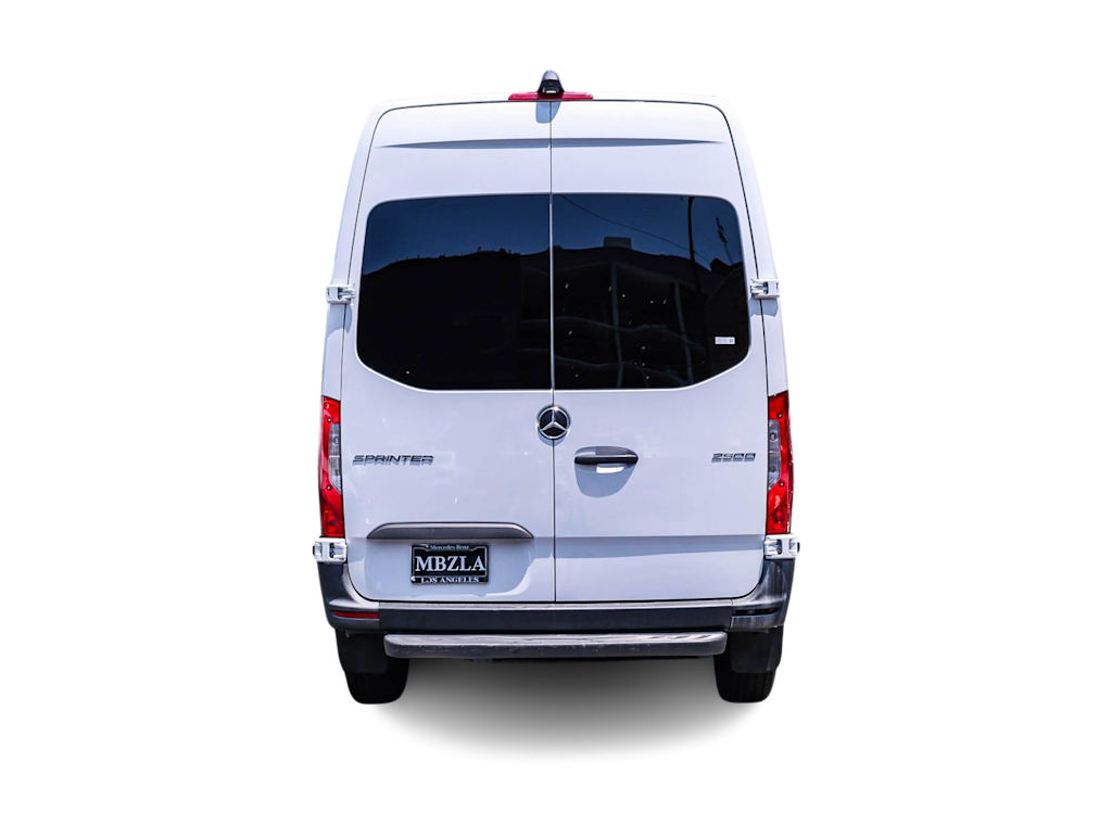 Thumbnail: 2023 Mercedes-Benz Sprinter - 4