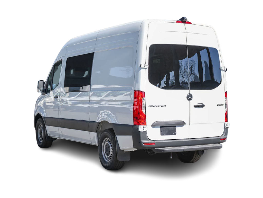 Thumbnail: 2026 Mercedes-Benz Sprinter - 3
