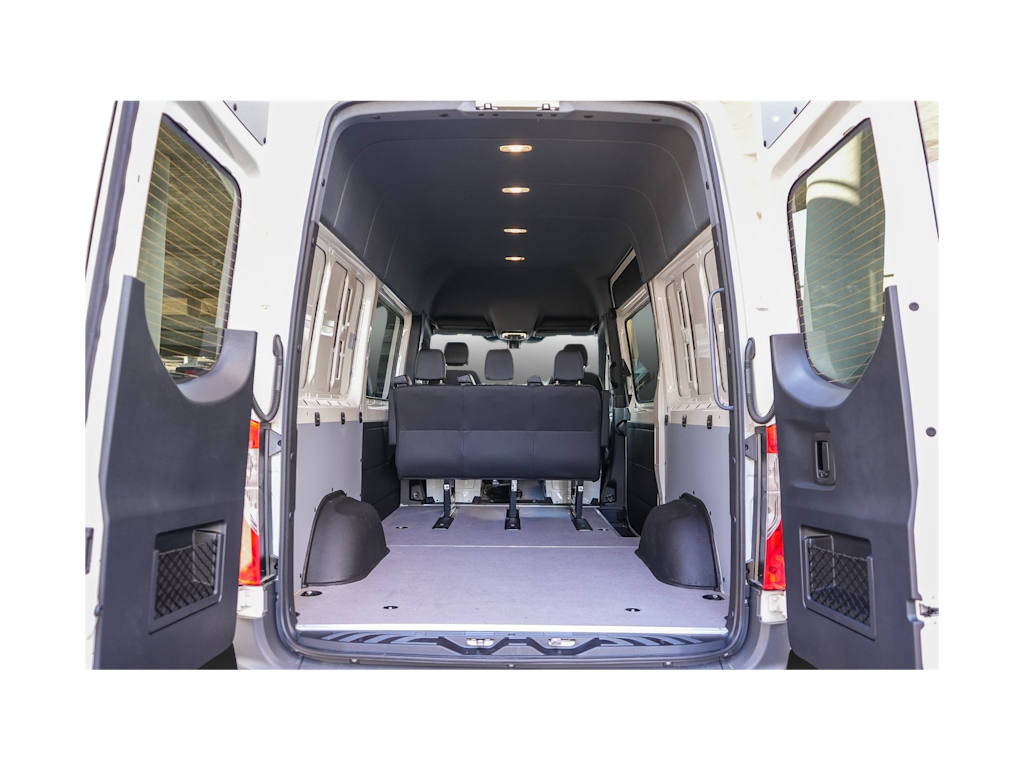 Thumbnail: 2026 Mercedes-Benz Sprinter - 15