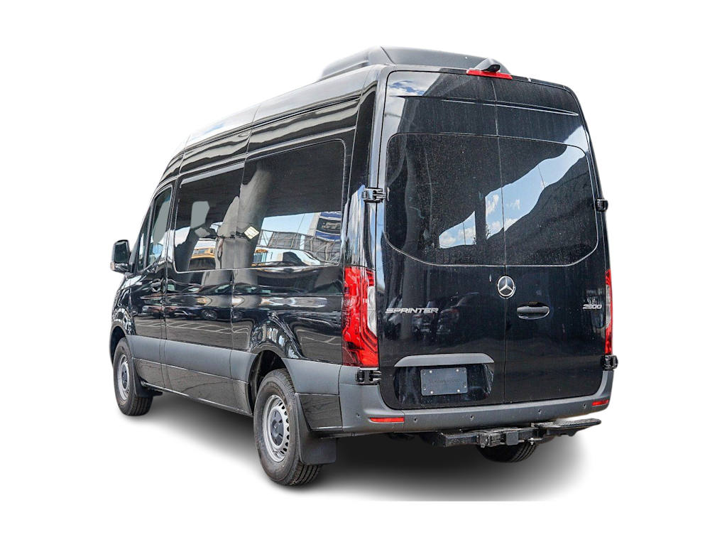 Thumbnail: 2024 Mercedes-Benz Sprinter - 3
