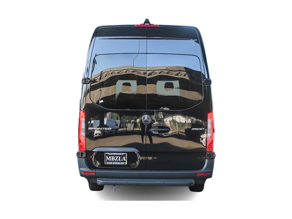 Thumbnail: 2025 Mercedes-Benz Sprinter - 18