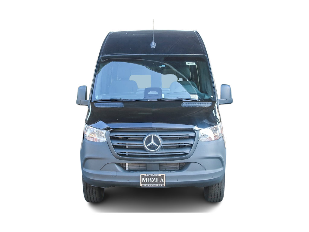 Thumbnail: 2025 Mercedes-Benz Sprinter - 4