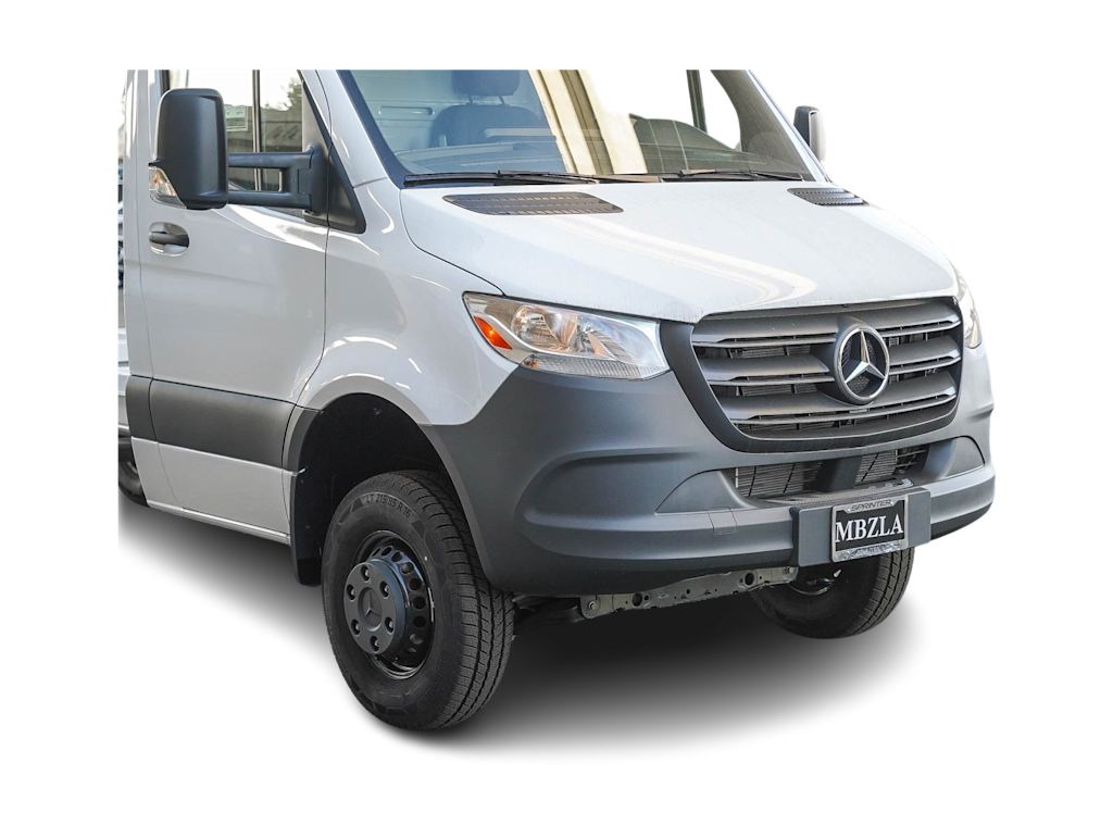 Thumbnail: 2024 Mercedes-Benz Sprinter - 13