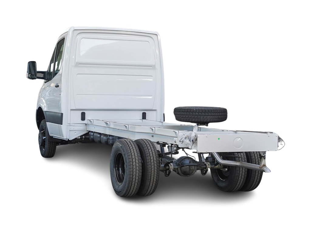 Thumbnail: 2024 Mercedes-Benz Sprinter - 15