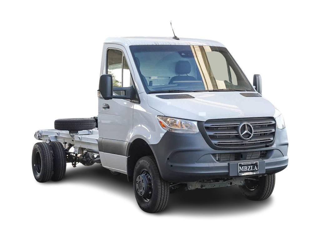 Thumbnail: 2024 Mercedes-Benz Sprinter - 13