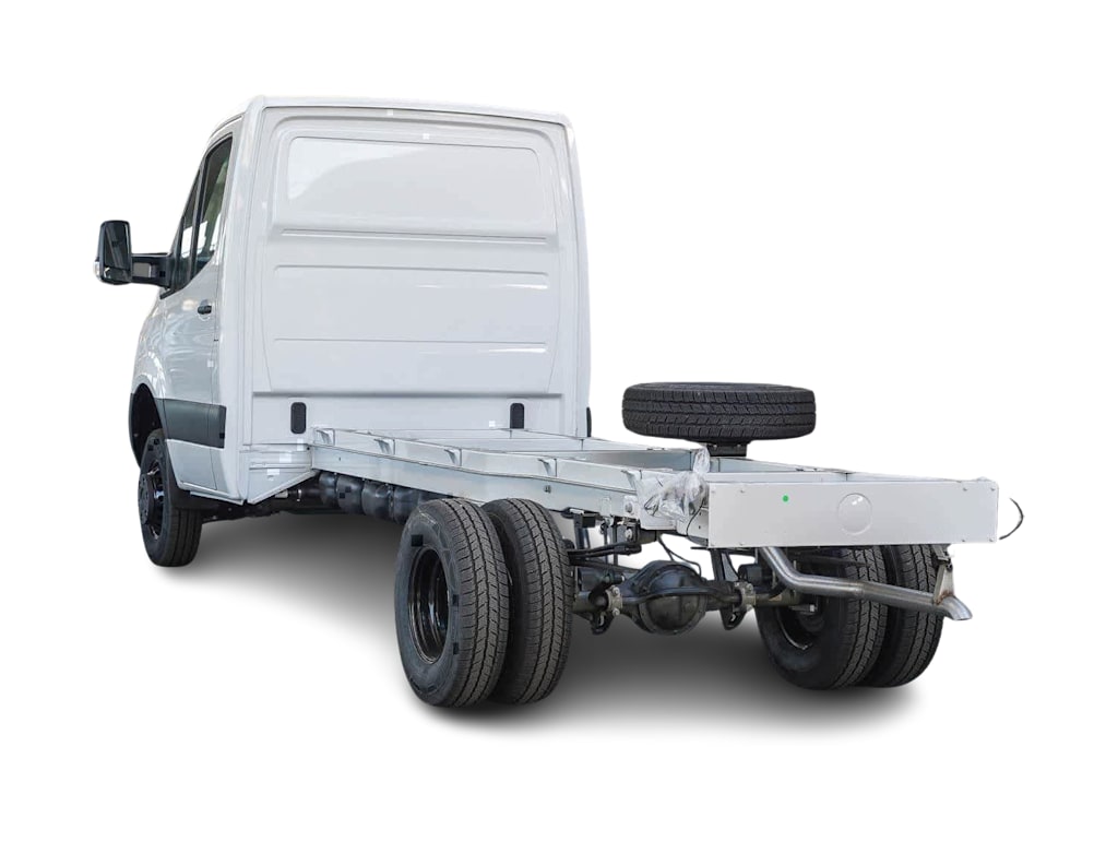 Thumbnail: 2024 Mercedes-Benz Sprinter - 16