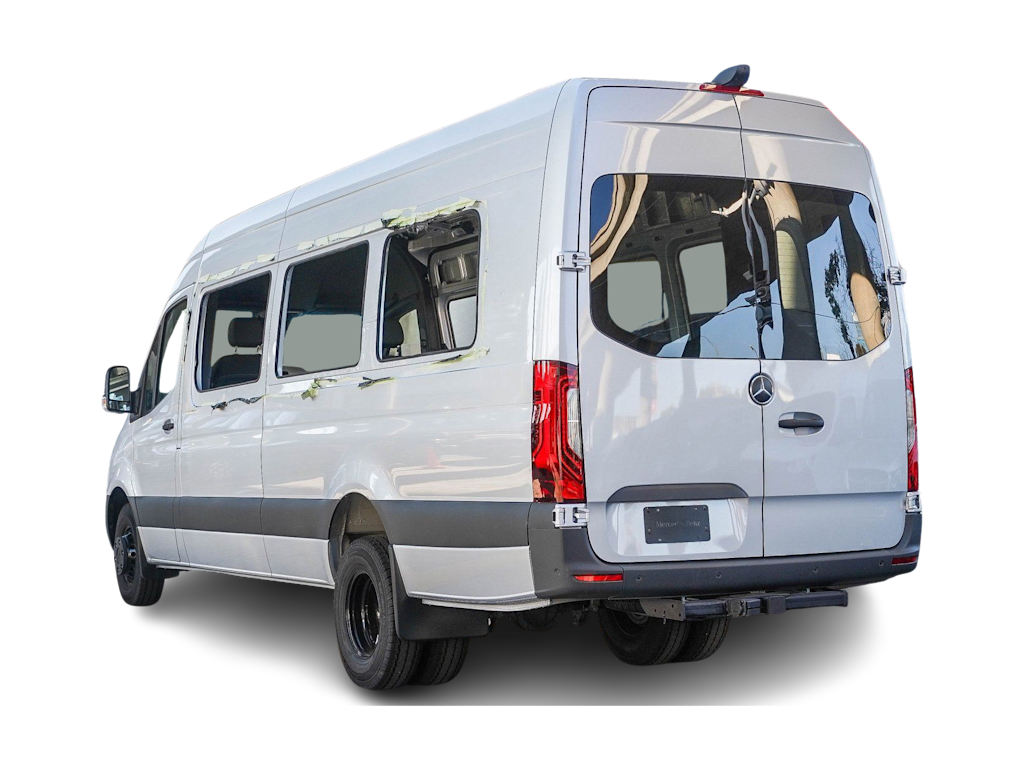 Thumbnail: 2024 Mercedes-Benz Sprinter - 3