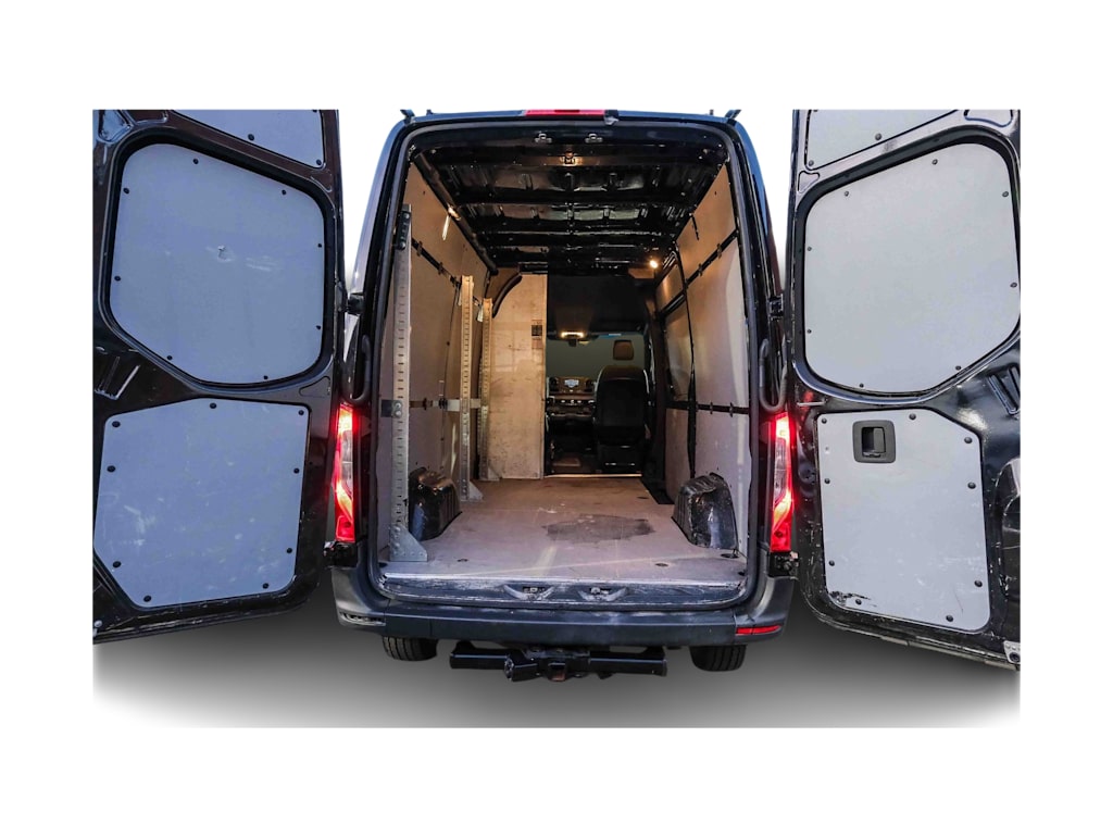 Thumbnail: 2021 Mercedes-Benz Sprinter - 13