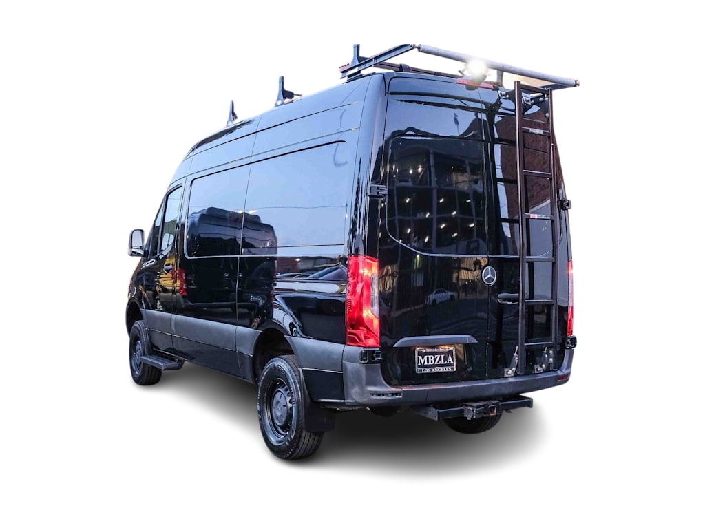 Thumbnail: 2021 Mercedes-Benz Sprinter - 3