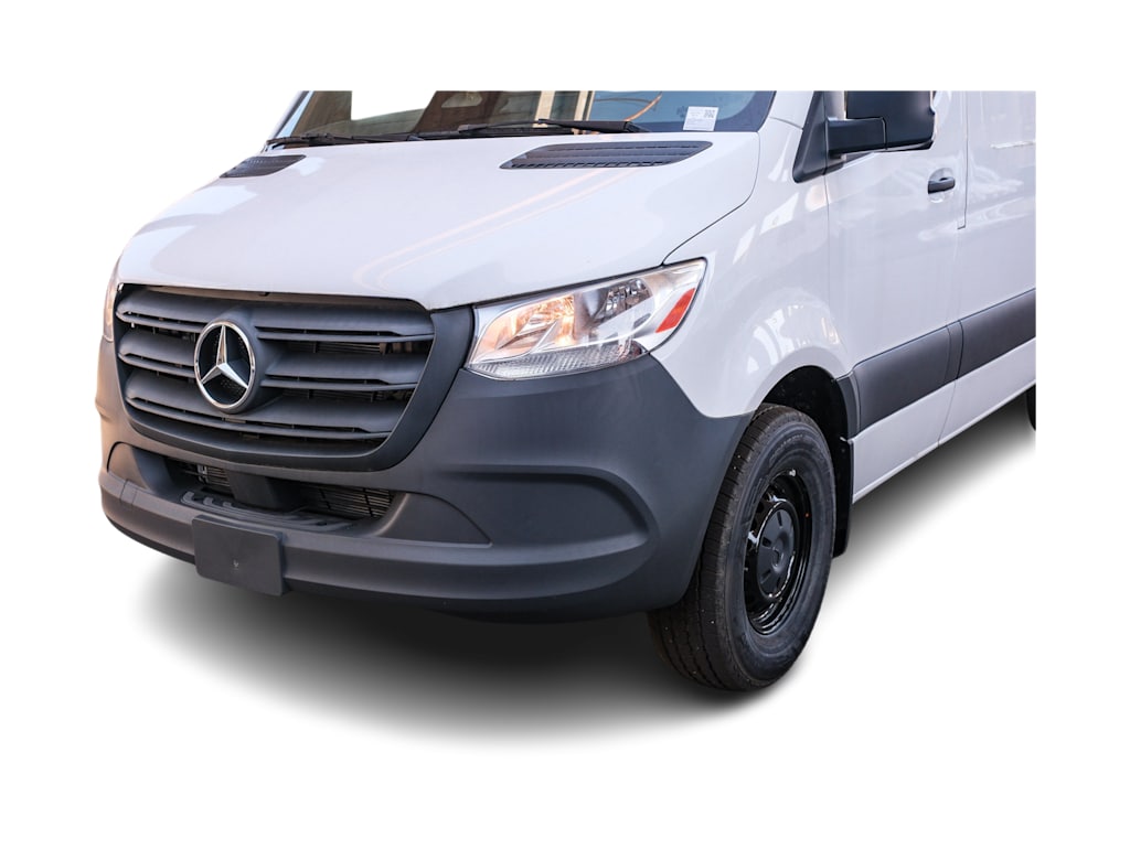 Thumbnail: 2025 Mercedes-Benz Sprinter - 19