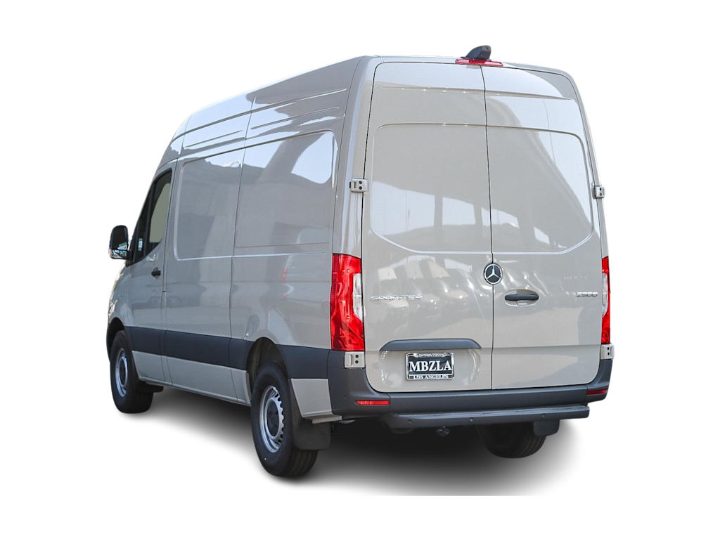 Thumbnail: 2025 Mercedes-Benz Sprinter - 3