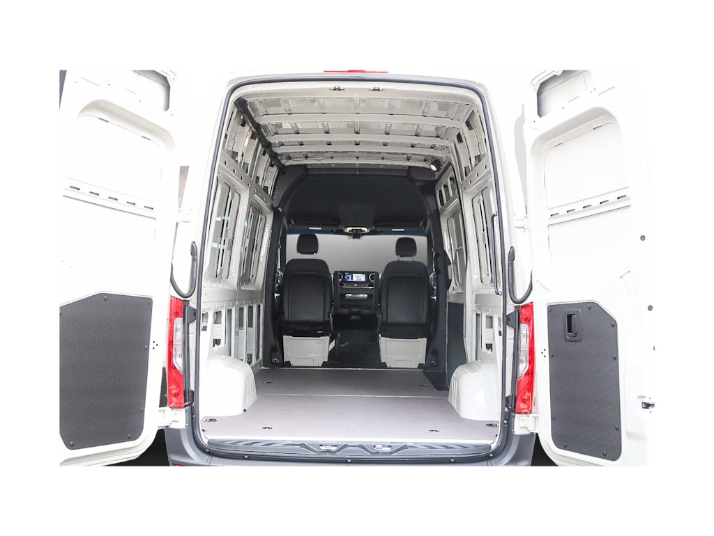 Thumbnail: 2025 Mercedes-Benz Sprinter - 13