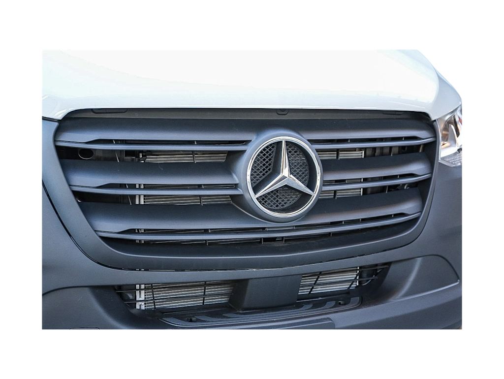 Thumbnail: 2026 Mercedes-Benz Sprinter - 15