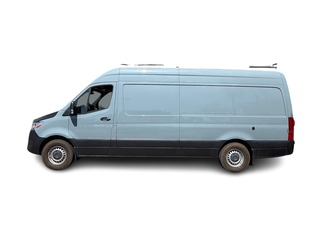 Thumbnail: 2024 Mercedes-Benz Sprinter - 3