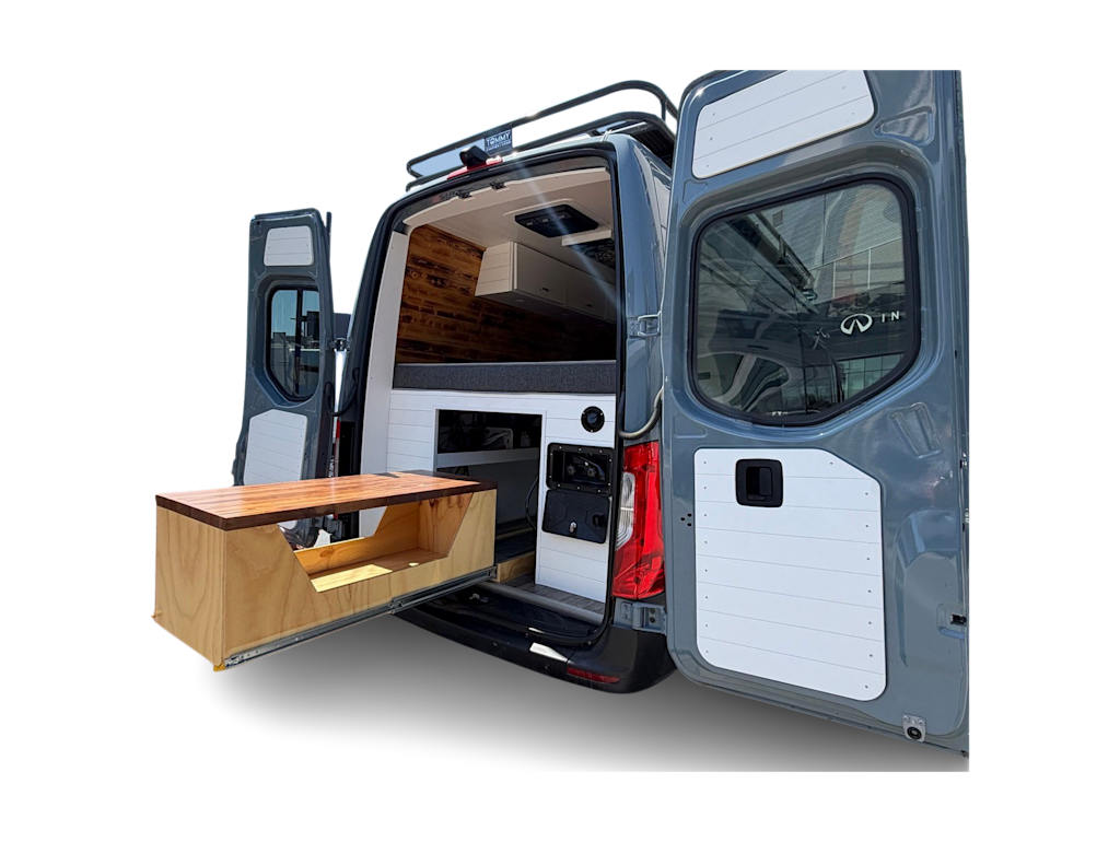 Thumbnail: 2024 Mercedes-Benz Sprinter - 16