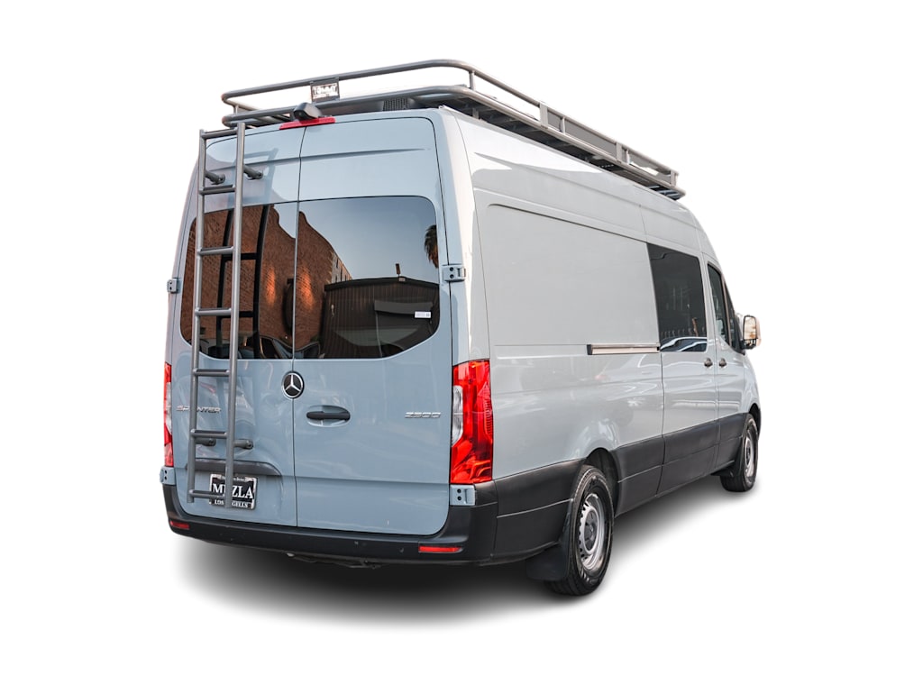 Thumbnail: 2024 Mercedes-Benz Sprinter - 21