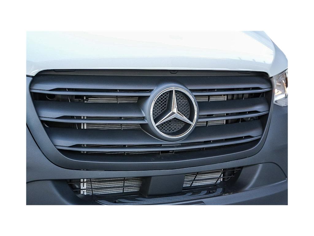 Thumbnail: 2026 Mercedes-Benz Sprinter - 16