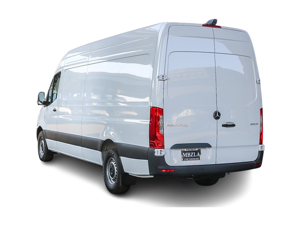 Thumbnail: 2025 Mercedes-Benz Sprinter - 3