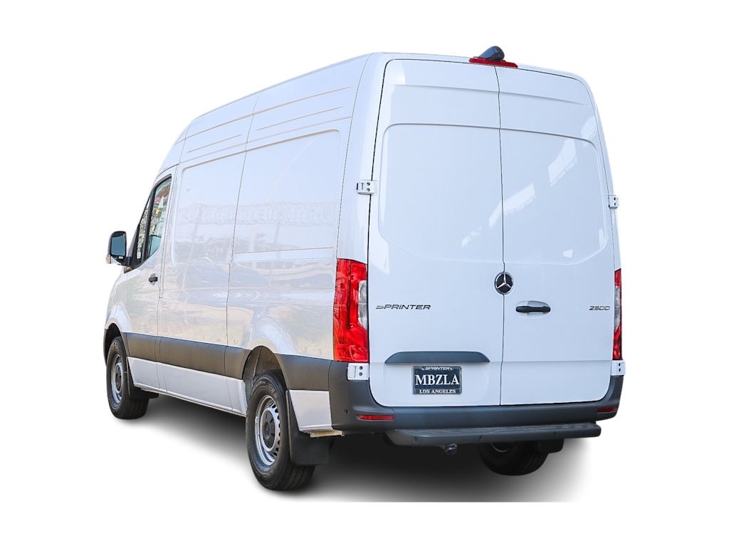 Thumbnail: 2025 Mercedes-Benz Sprinter - 3