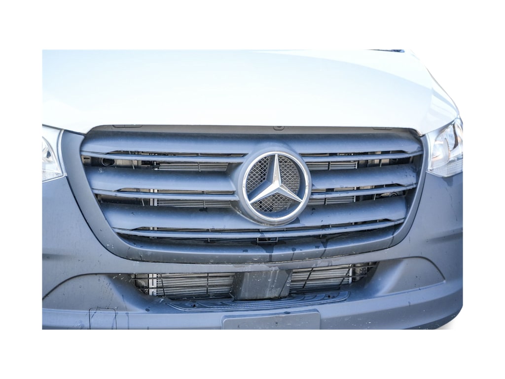 Thumbnail: 2025 Mercedes-Benz Sprinter - 16