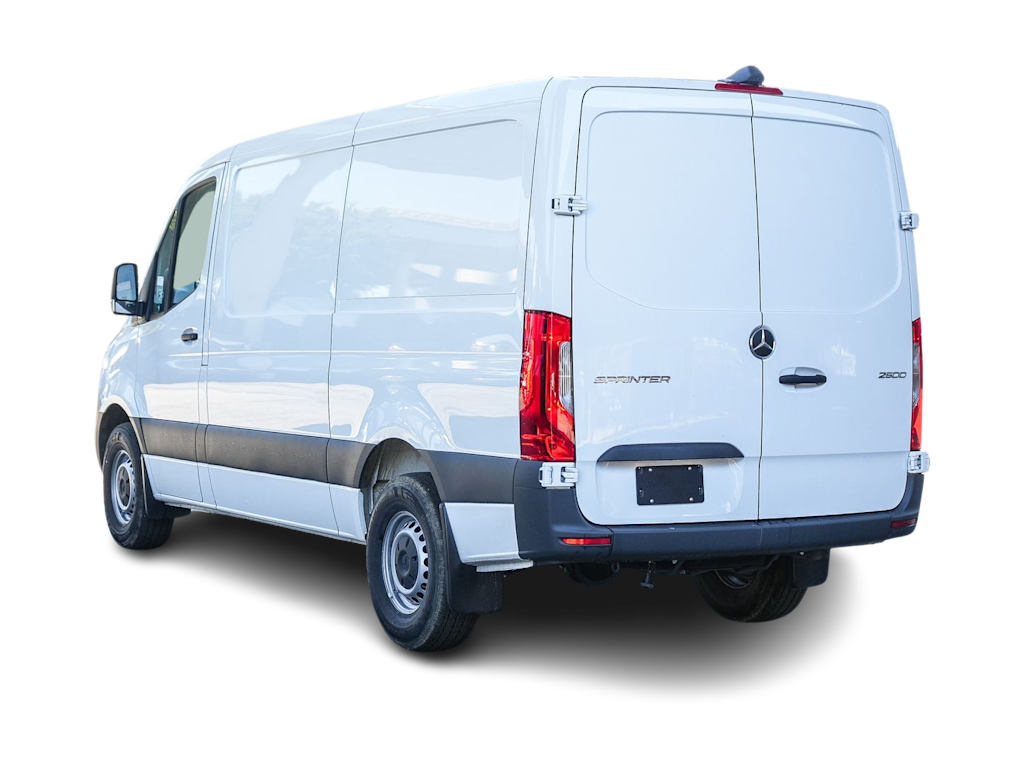 Thumbnail: 2025 Mercedes-Benz Sprinter - 3