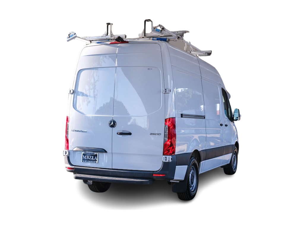 Thumbnail: 2023 Mercedes-Benz Sprinter - 16