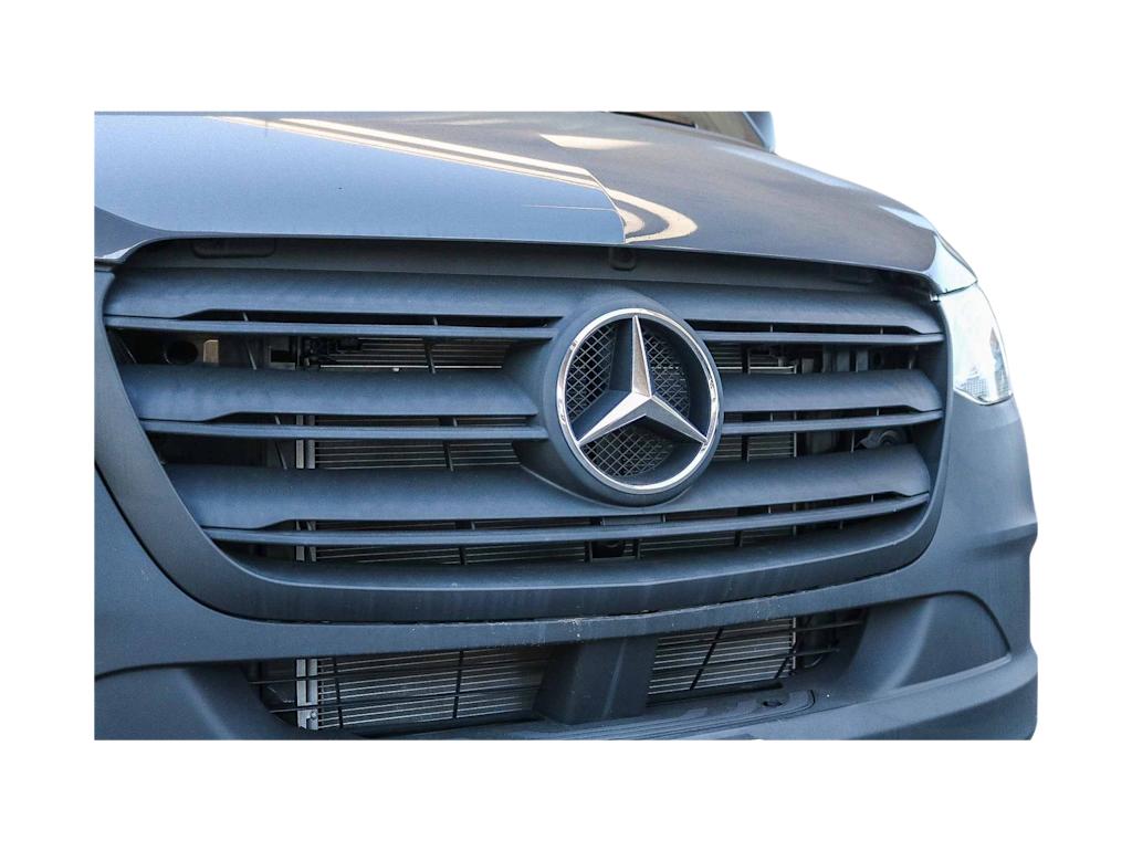 Thumbnail: 2024 Mercedes-Benz Sprinter - 18