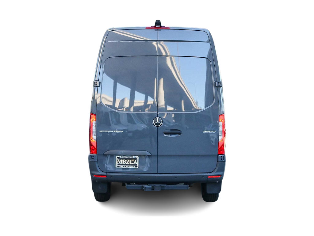 Thumbnail: 2024 Mercedes-Benz Sprinter - 4