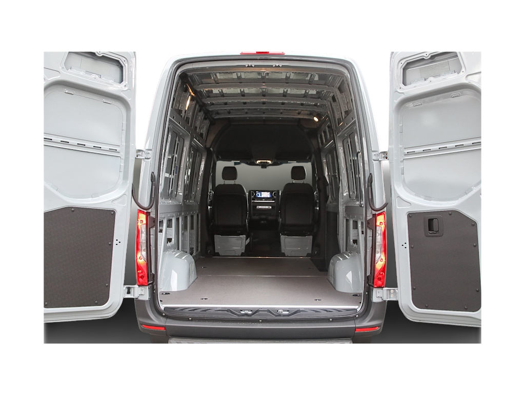 Thumbnail: 2025 Mercedes-Benz Sprinter - 14