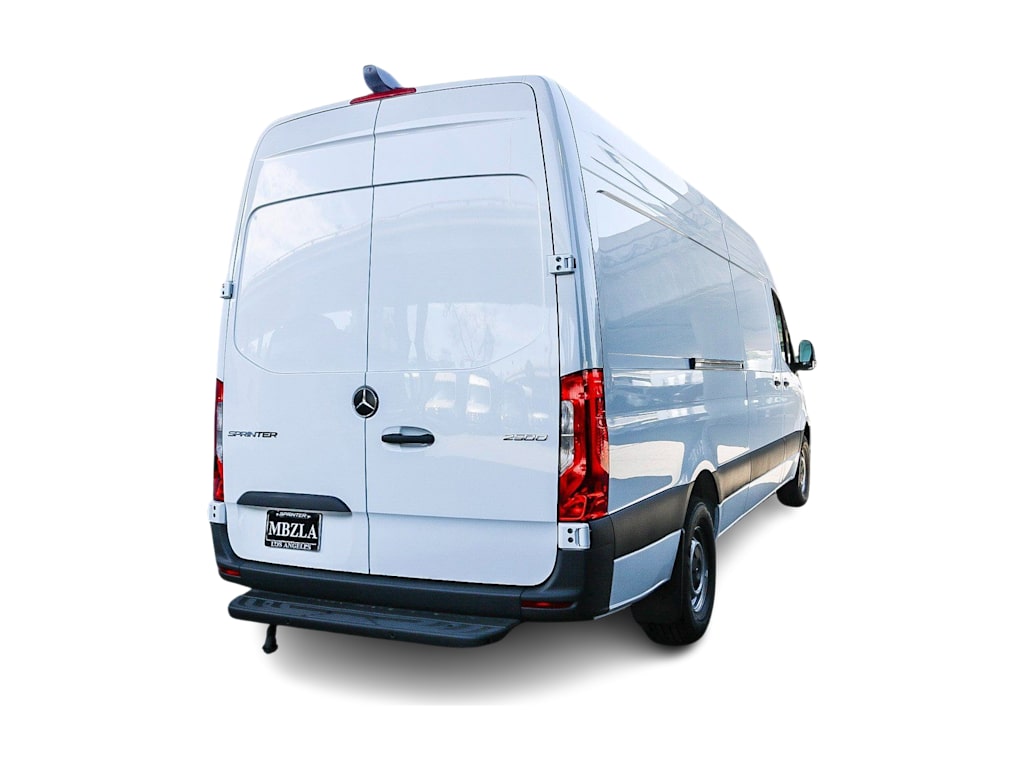 Thumbnail: 2024 Mercedes-Benz Sprinter - 15