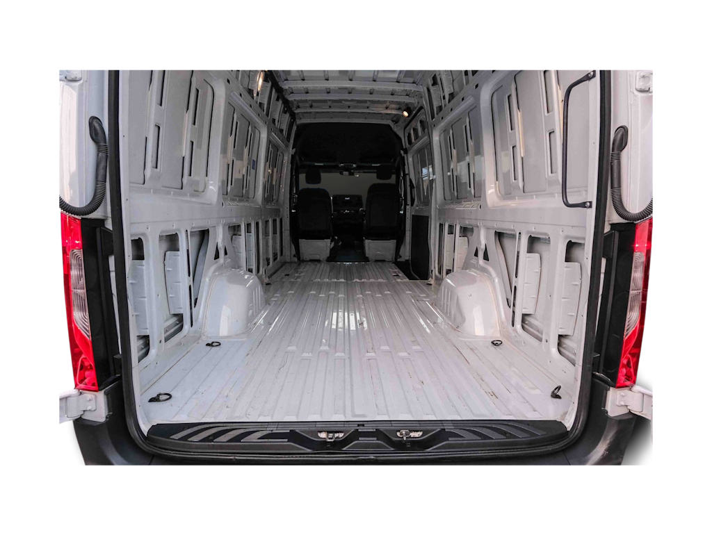 Thumbnail: 2025 Mercedes-Benz Sprinter - 11