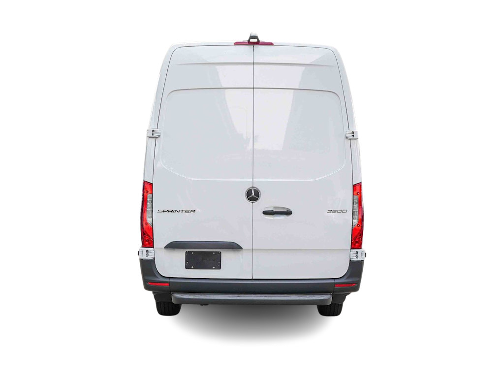 Thumbnail: 2026 Mercedes-Benz Sprinter - 4