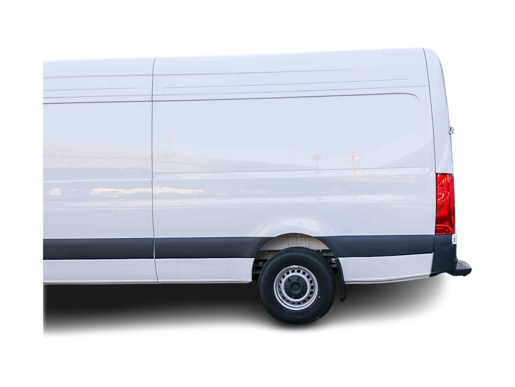 Thumbnail: 2025 Mercedes-Benz eSprinter - 17